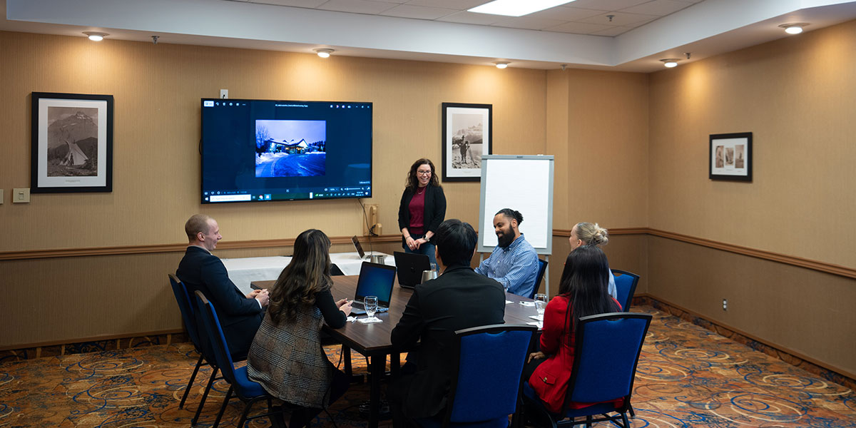 Meeting room at Lake Louise Inn
